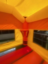ME0f44f6b60595fe04d30c0e910cc23719 1750187035 Colorful Crayon Bounce House